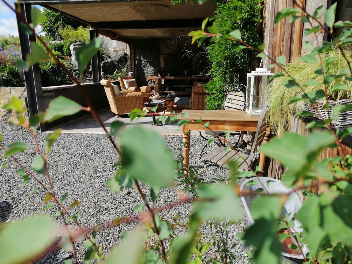 Le Hangar Des Voyageurs Petit-Halleux Exterior foto